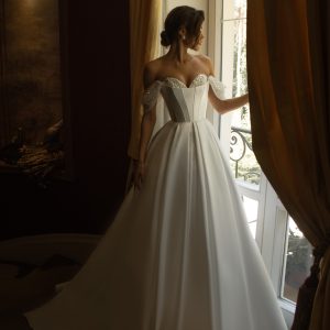 Celestia Novias - Vestidos de Novia exclusivos en providencia - Atención personalizada